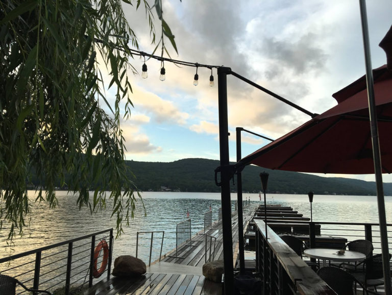 Cove Castle Greenwood Lake's Ultimate Waterfront Dining Experience
